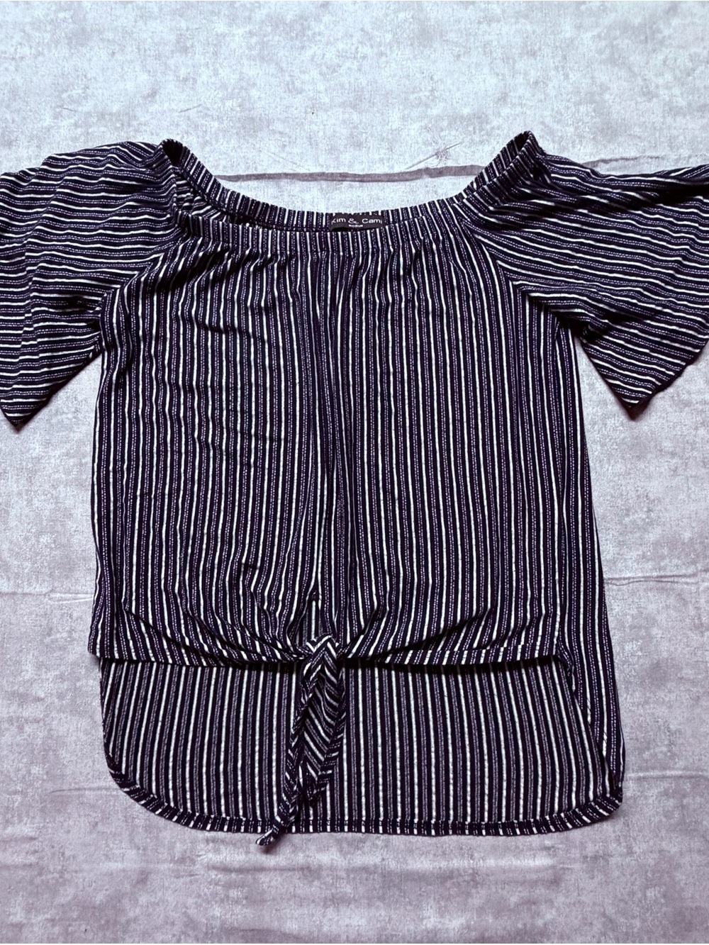 Kim & Cami Women's M Blue White Striped Off Shoulder Flutter Sleeve Tie Blouse